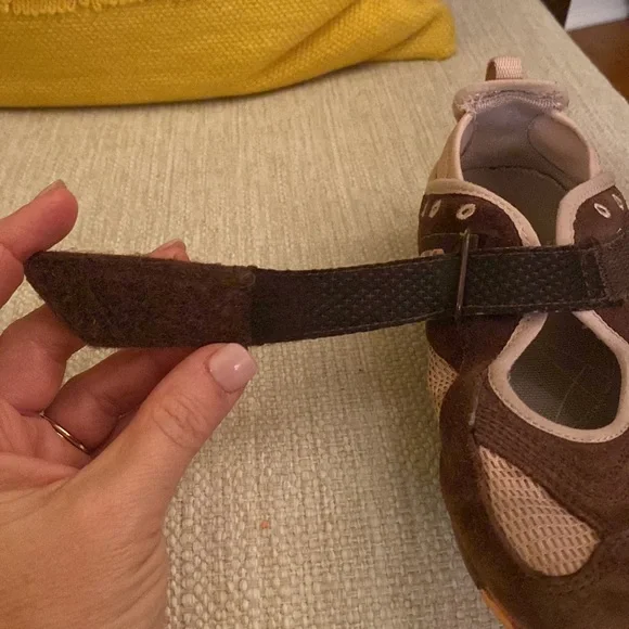 Merrell Brown Suede and Blush Pink Floral Velcro Aqua Lined Girls Size 1 - Picture 14 of 14